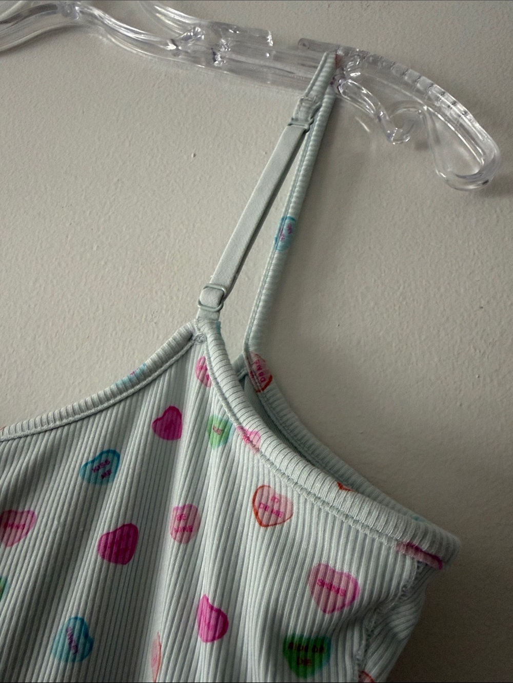 SKIMS Soft Lounge Scoop Onesie Cloud Candy Heart Print Ribbed Romper Size M NWT - Picture 5 of 6